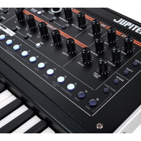 ROLAND JUPITER XM Synthétiseur numérique