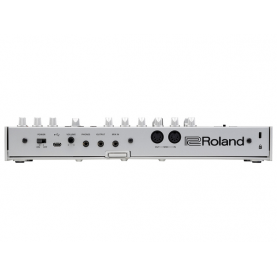 ROLAND TR06 drum machine