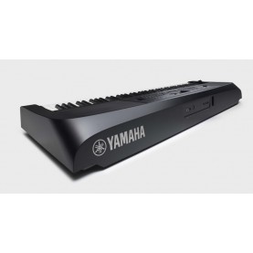 YAMAHA DGX670B Piano Numérique/Arrangeur 88 touches