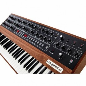 SEQUENTIAL Prophet 5 Rev.4 Synth analogico