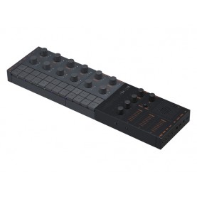 YAMAHA SEQTRACK Black drum machine