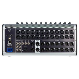 QSC TouchMix30 pro Console numérique pro 32 canaux