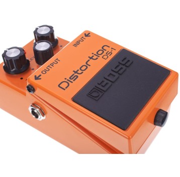 Boss DS1 Pédale de distorsion