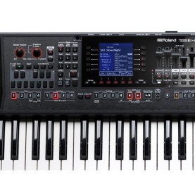 ROLAND EA7 arrangeur 61 touches